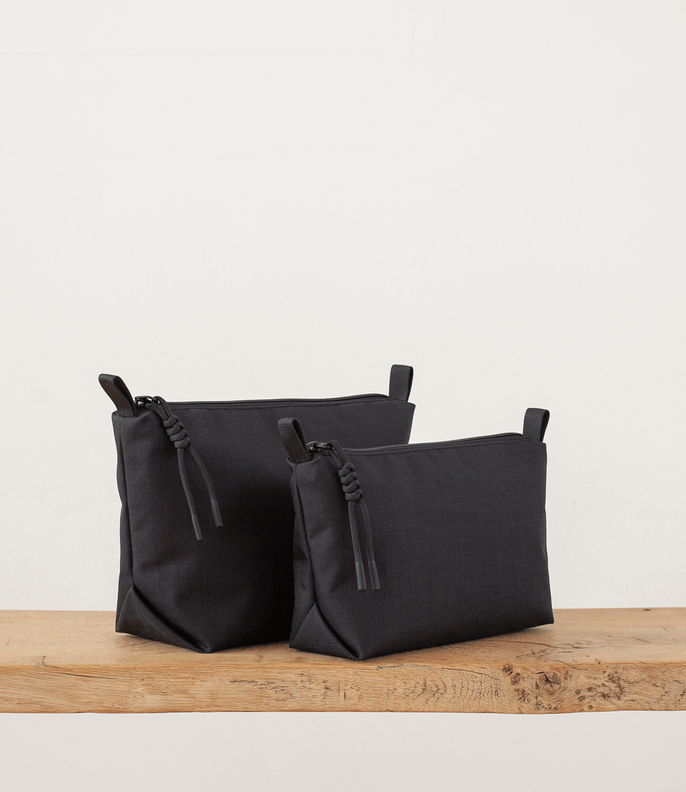 BD11 Wash Bag, Cordura, Black